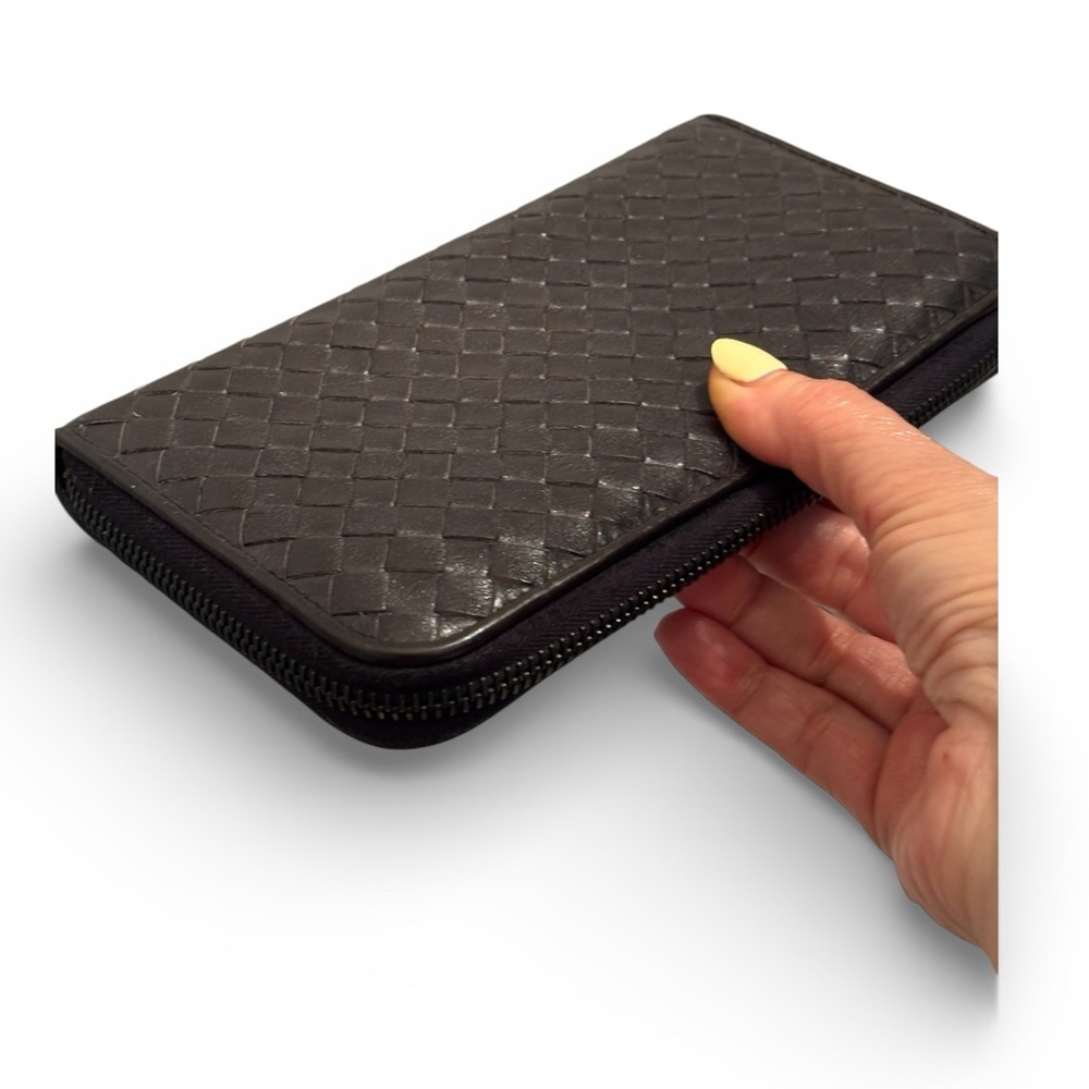 Bottega Veneta Interratio zippy Black Woven Leather Wallet box not included - Picture 2 of 15